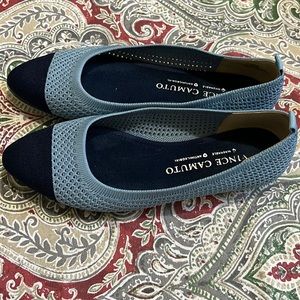 Vince Camuto Femmille flats